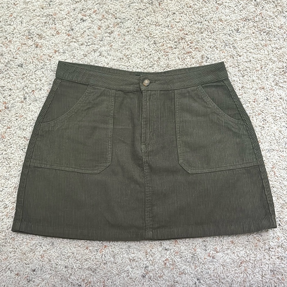 American Eagle Corduroy Mini Skirt Dark Olive Green Size 32